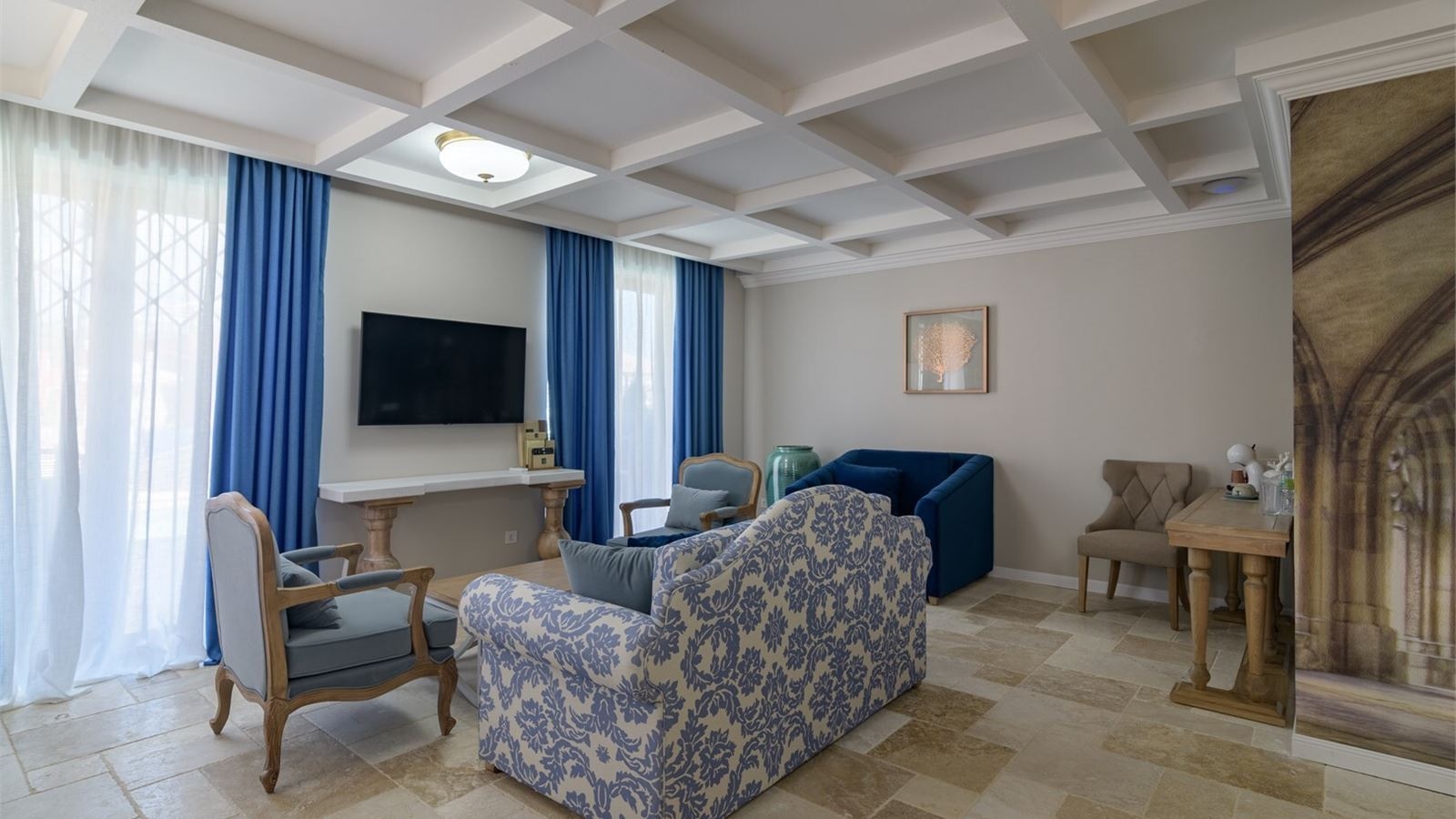 rooms-premier-villa-balcony-or-terrace