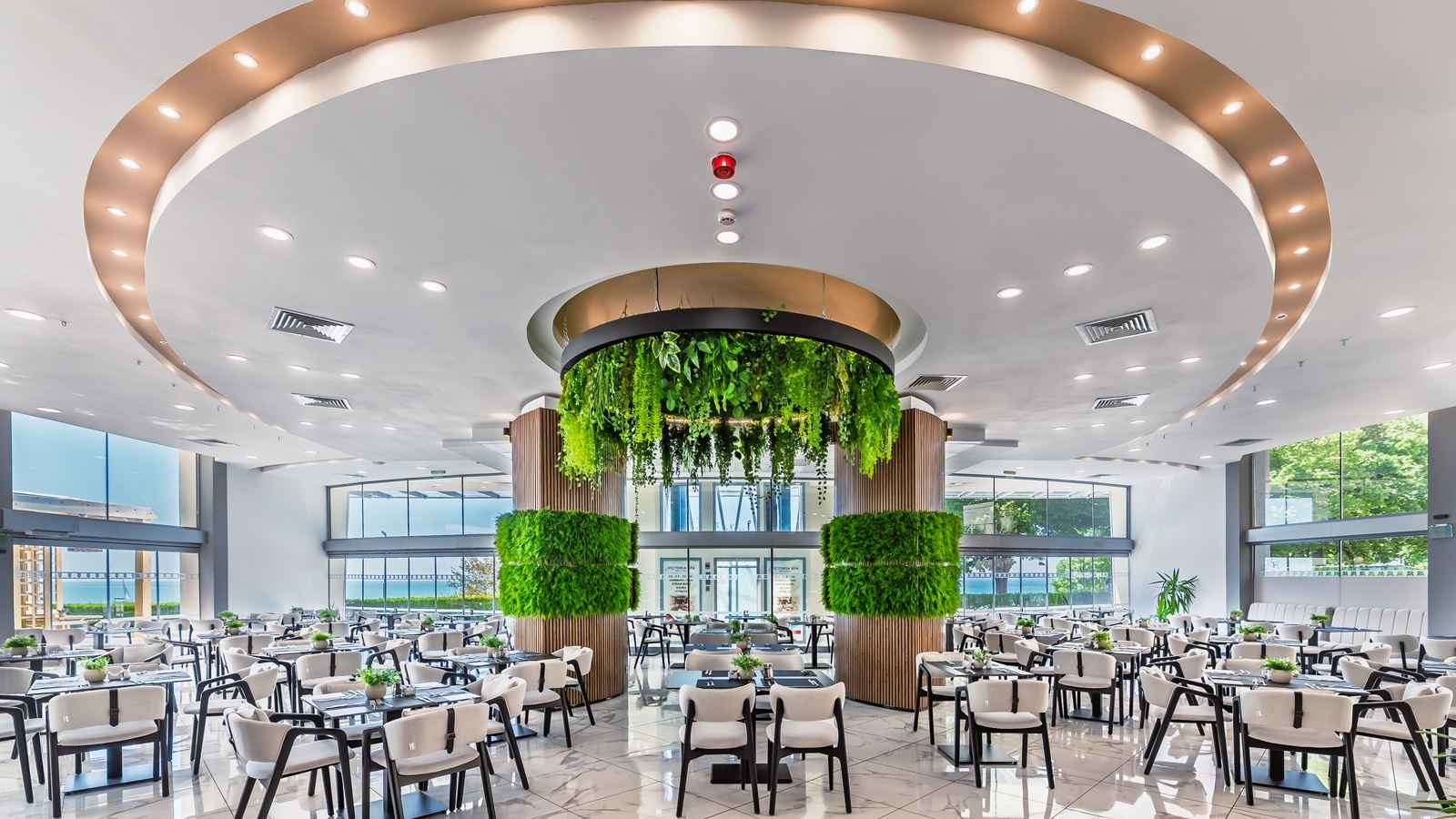 restaurants-main-restaurant-marina