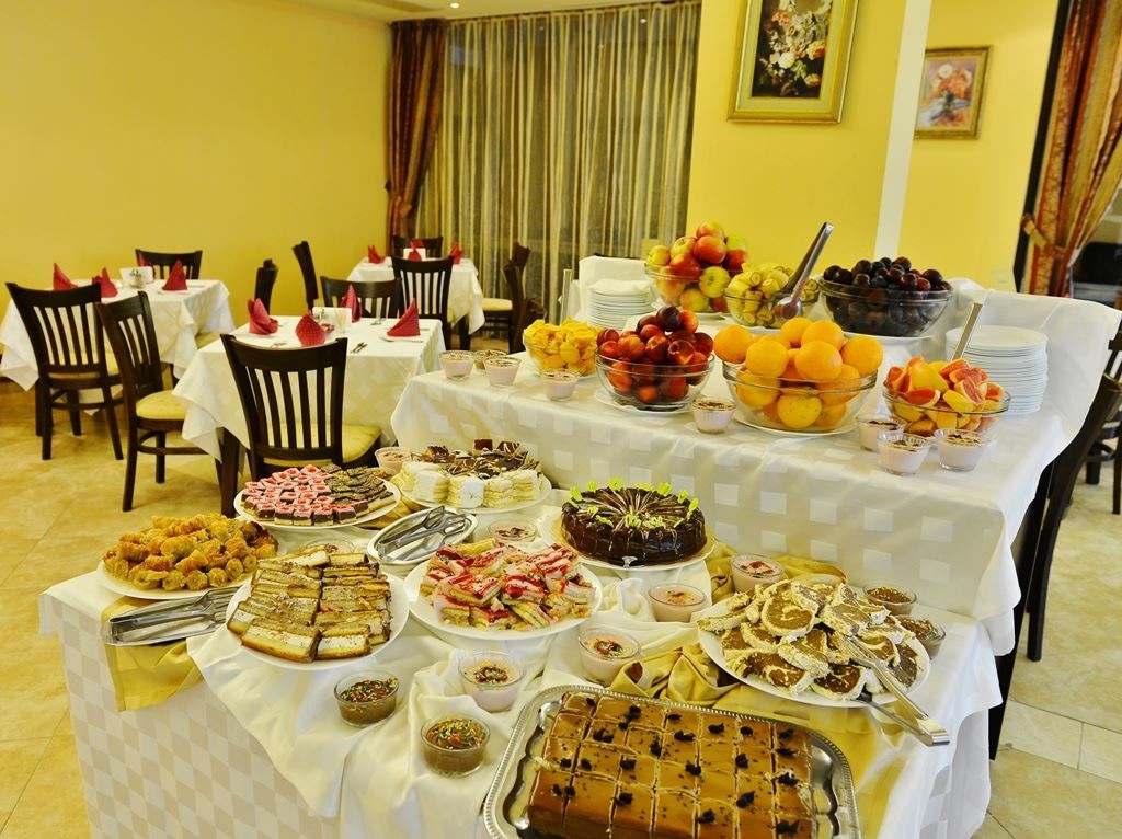 restaurants-main-restaurant