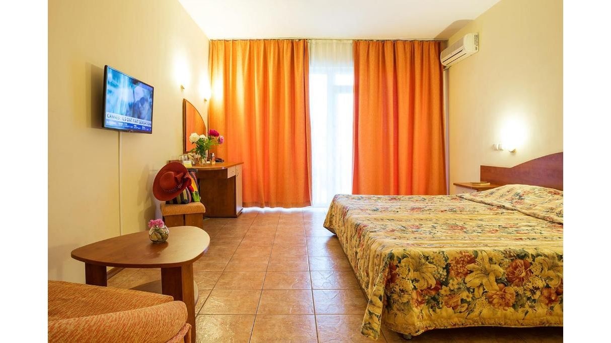 rooms-twin-standard-room-balcony-or-terrace