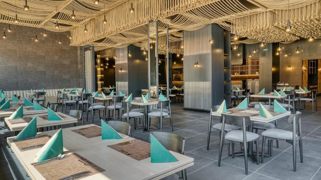 restaurants-main-restaurant