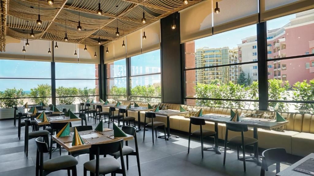 restaurants-late-breakfast