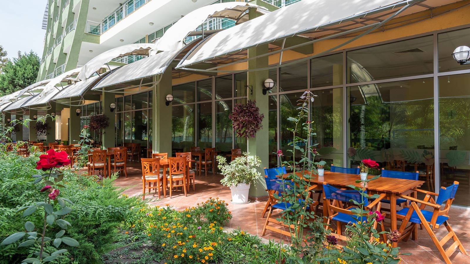 restaurants-main-restaurant