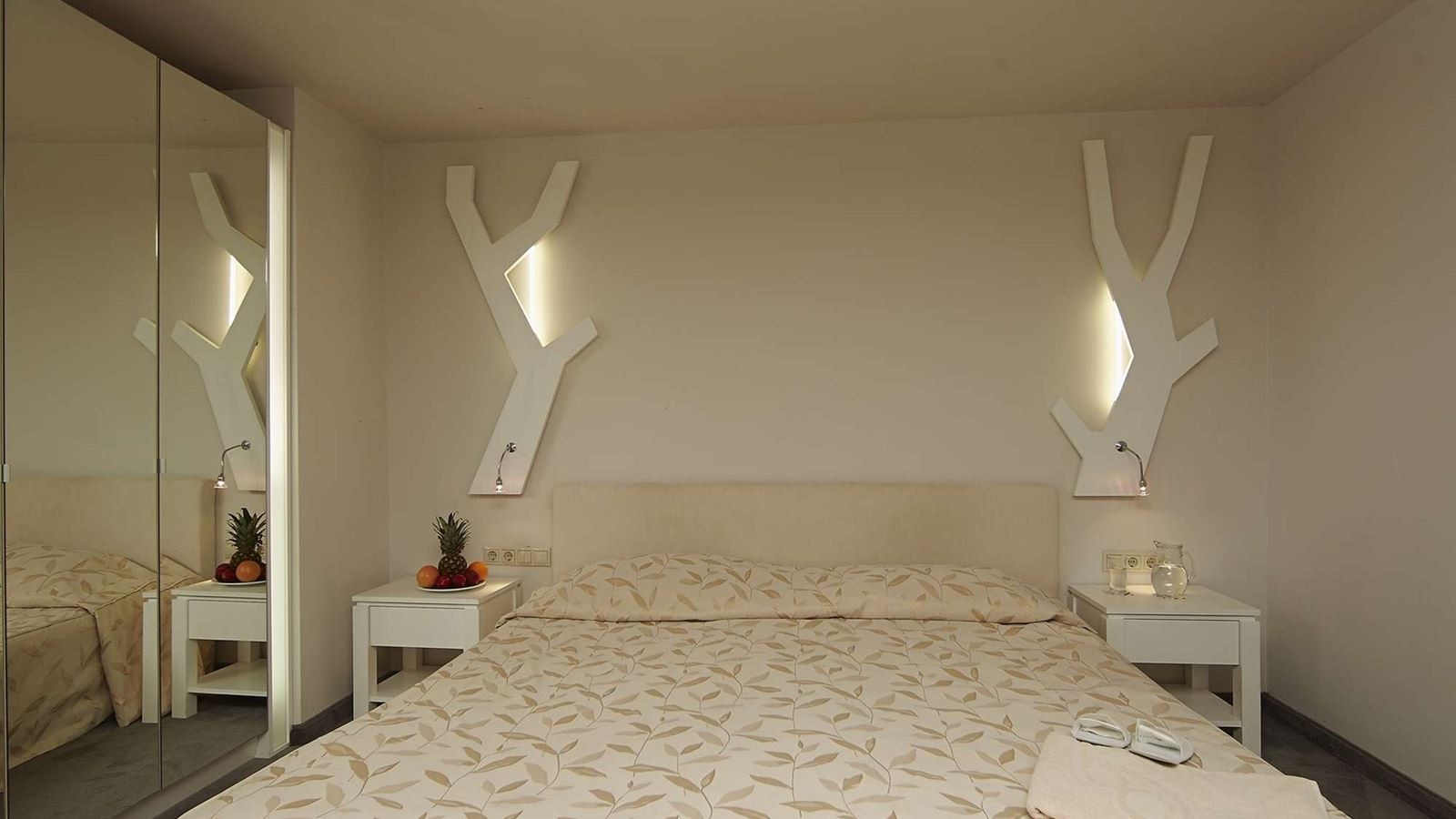 rooms-standard-room