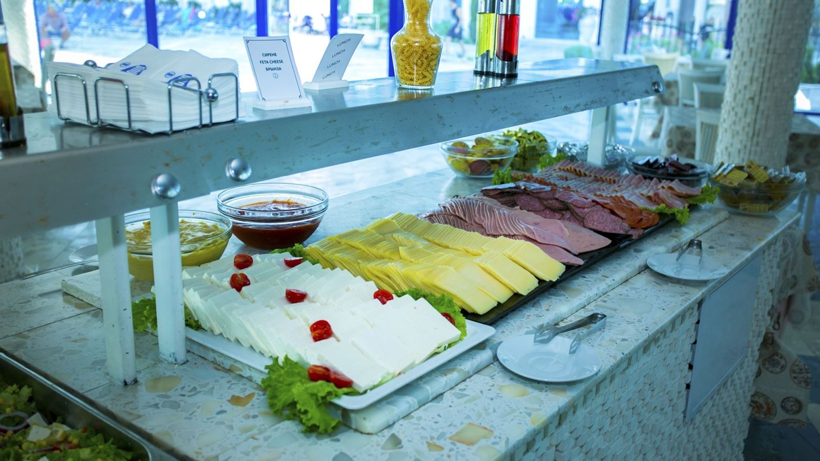 restaurants-snack-bar-metropol|