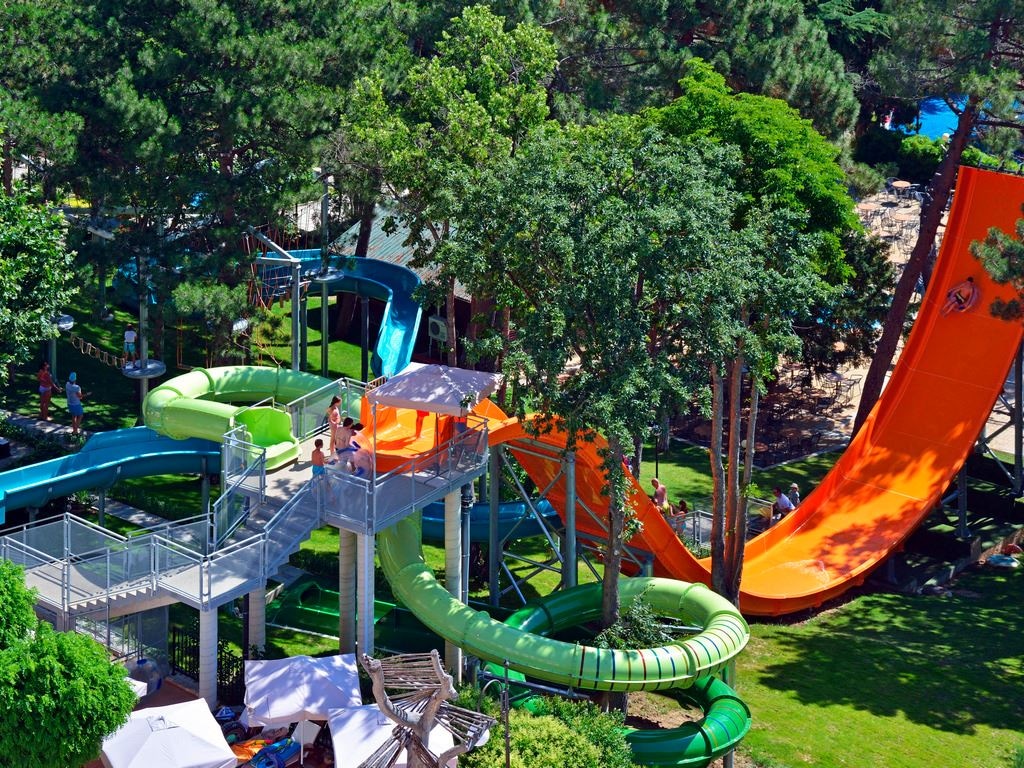 water-park-water-park