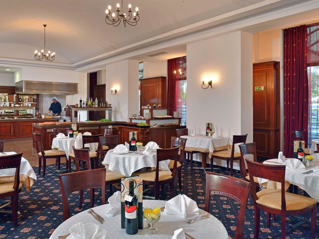 restaurants-all-american-dinner