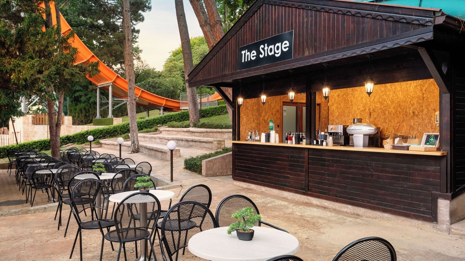 bars-the-stage-bar-outdoor-location
