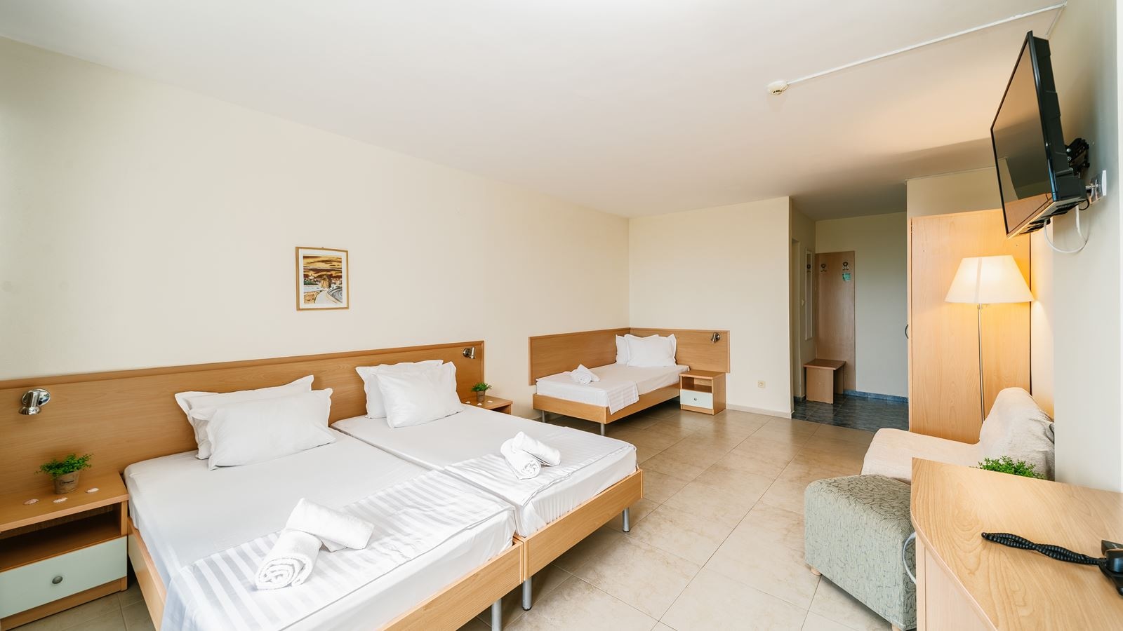 rooms-triple-room-sea-view-3+0-3+1