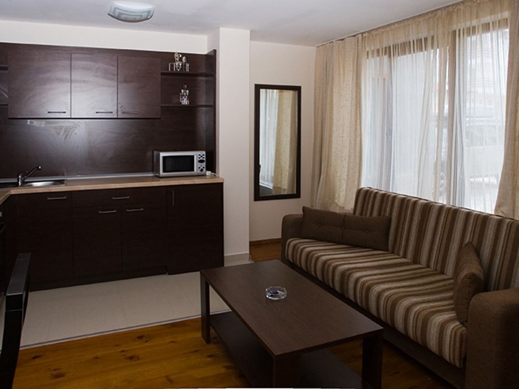 rooms-double-standard-studio-balcony