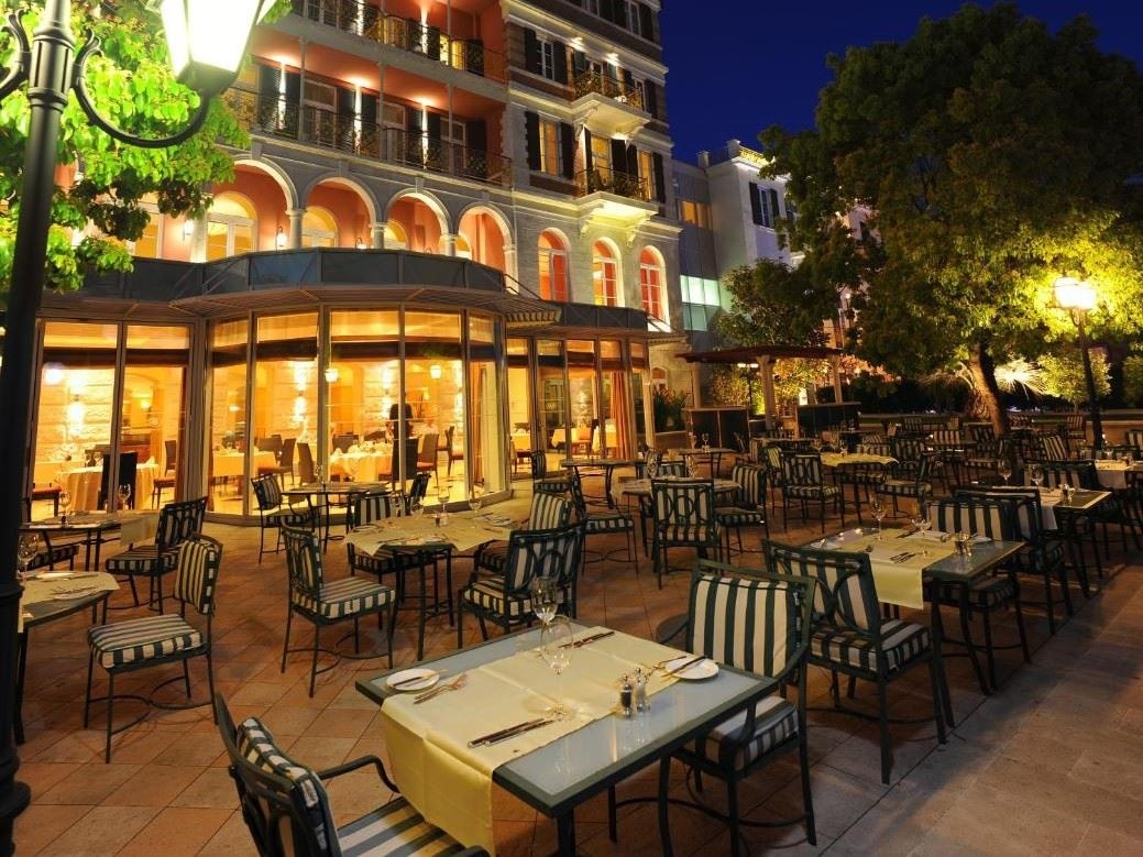 restaurants-restaurants