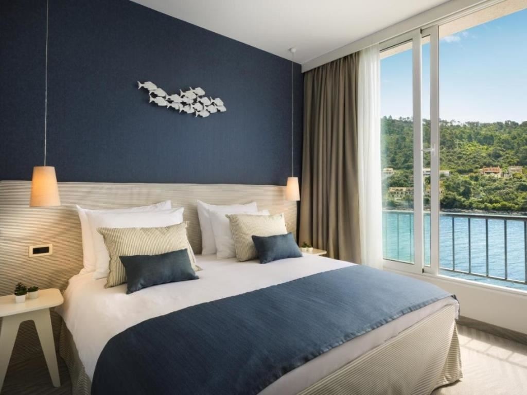 rooms-double-room-seaside-balcony