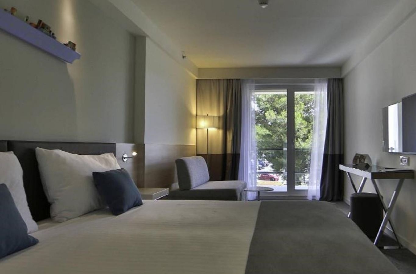 rooms-double-superior-room-park-view-balcony