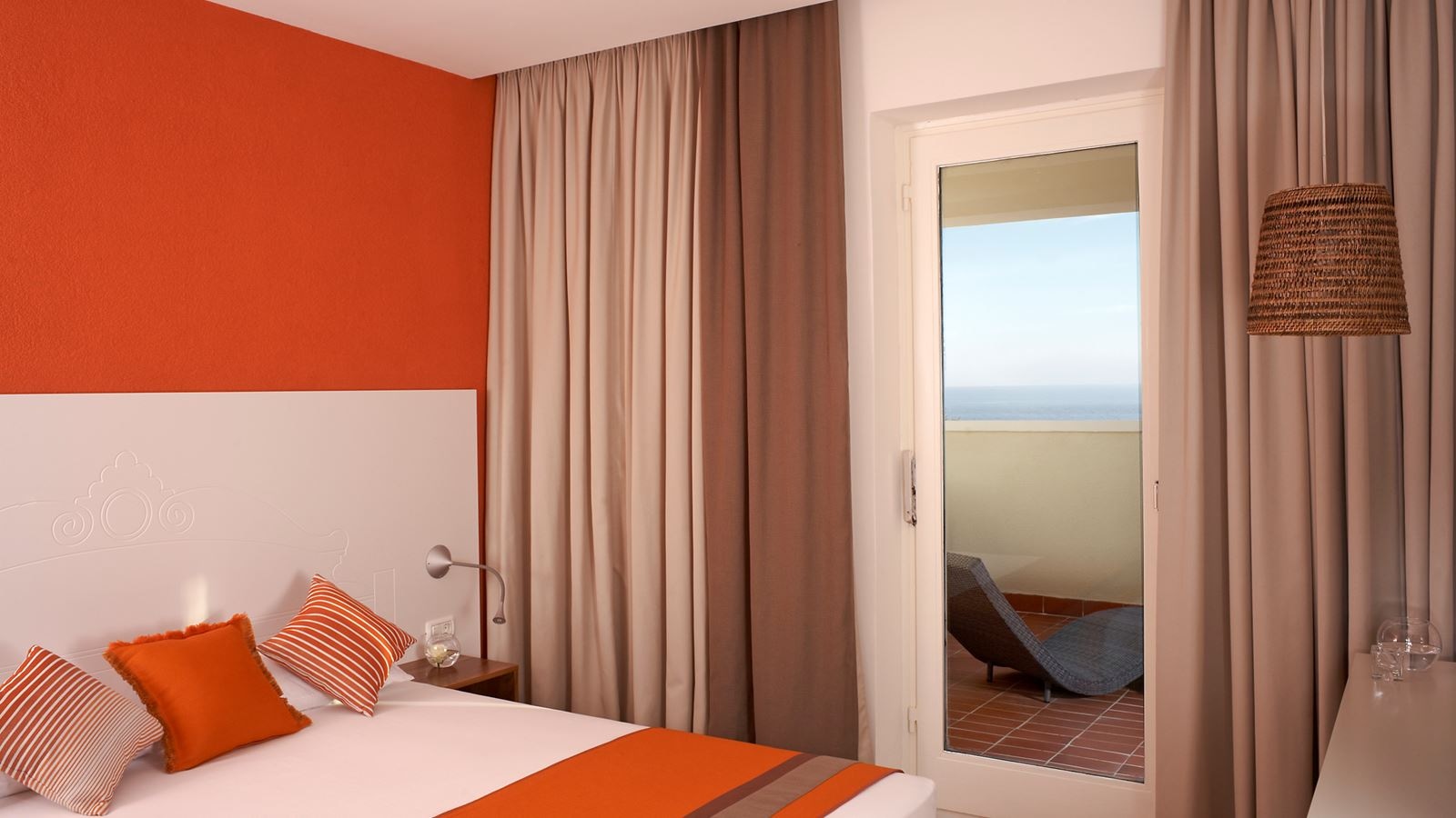 rooms-2-bedroom-apartment