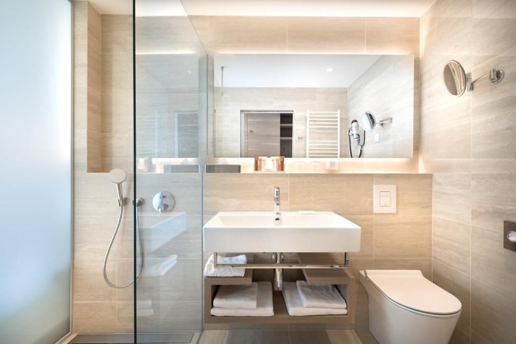 rooms-double-standard-room-balcony