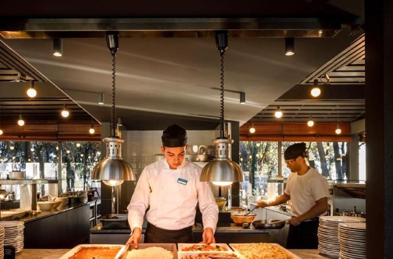 restaurants-restaurants