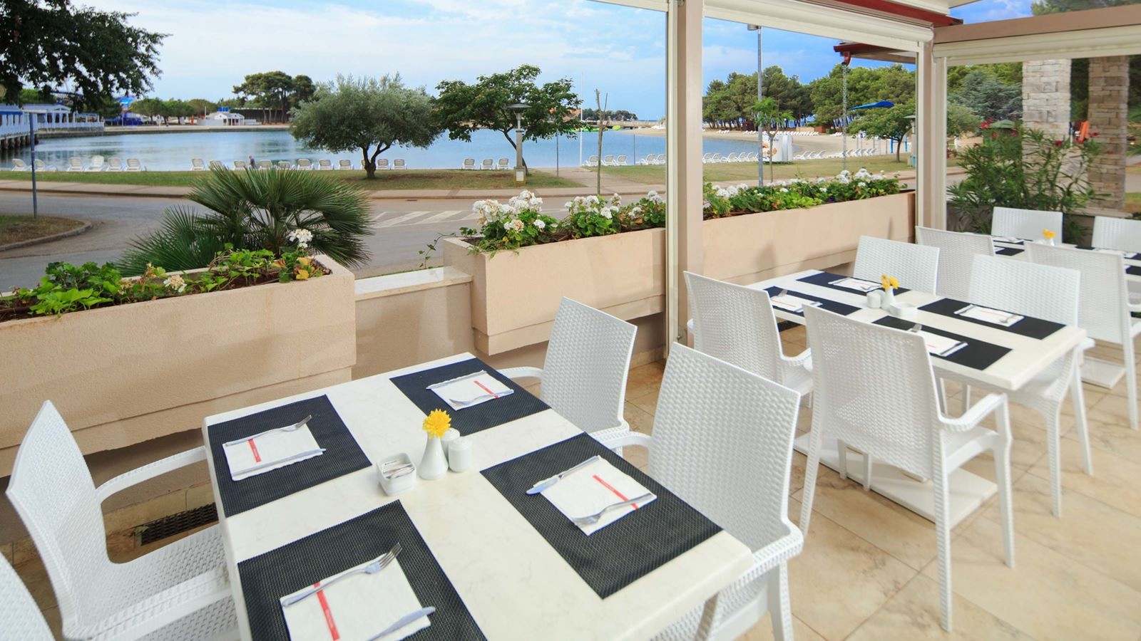 restaurants-main-restaurant