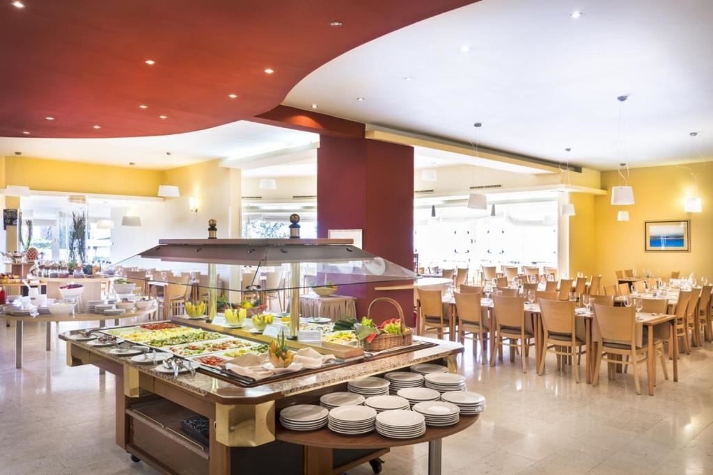 restaurants-restaurants