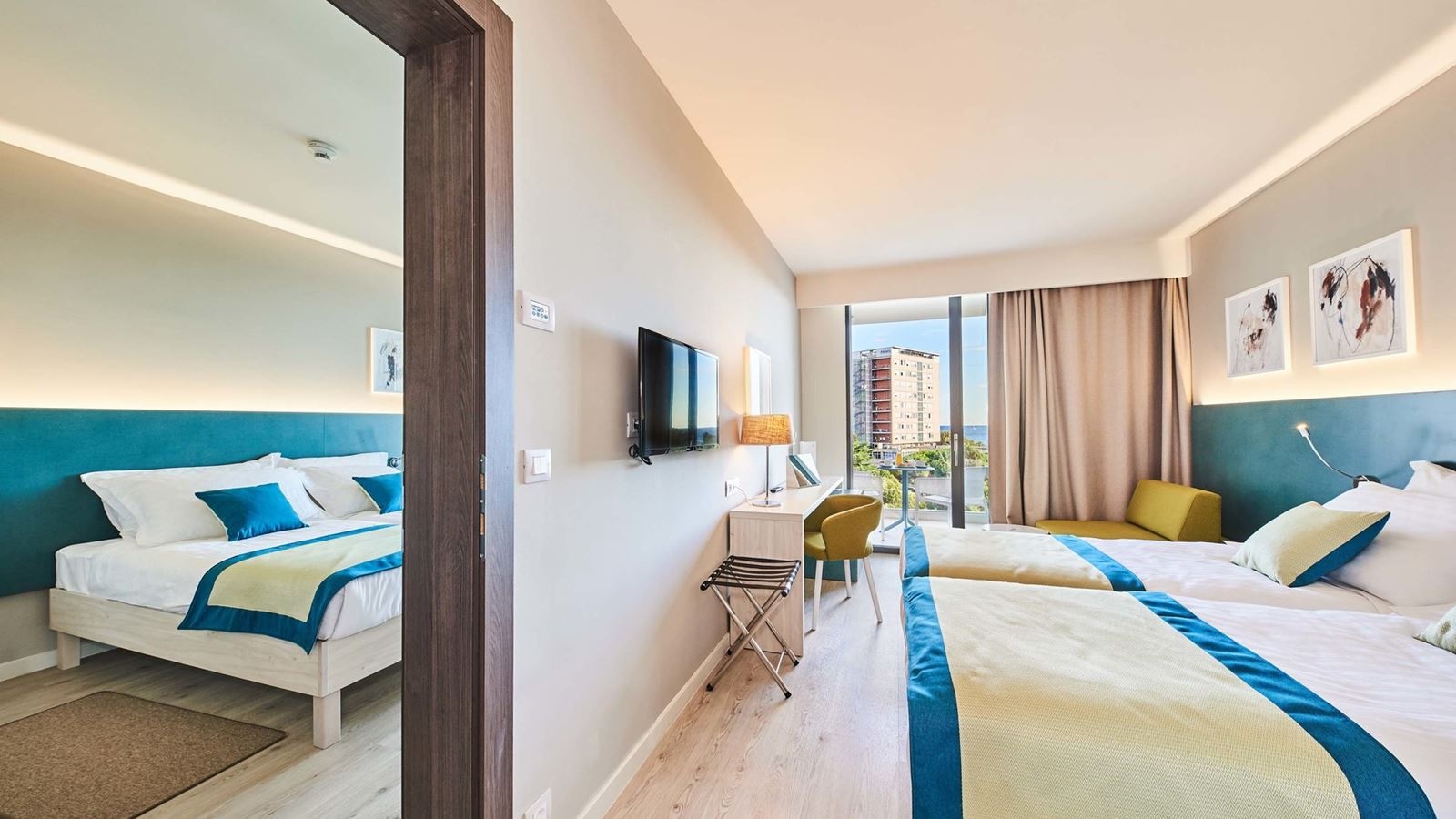 rooms-2-connectingrooms-superior-room-balcony