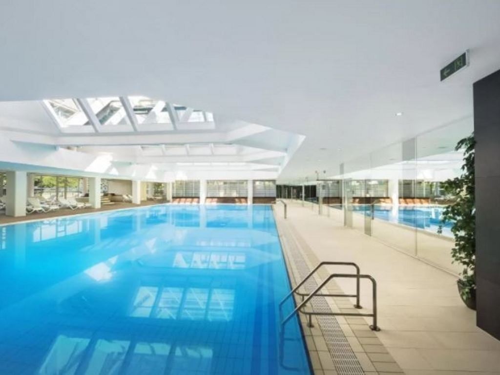 pools-indoor-pool