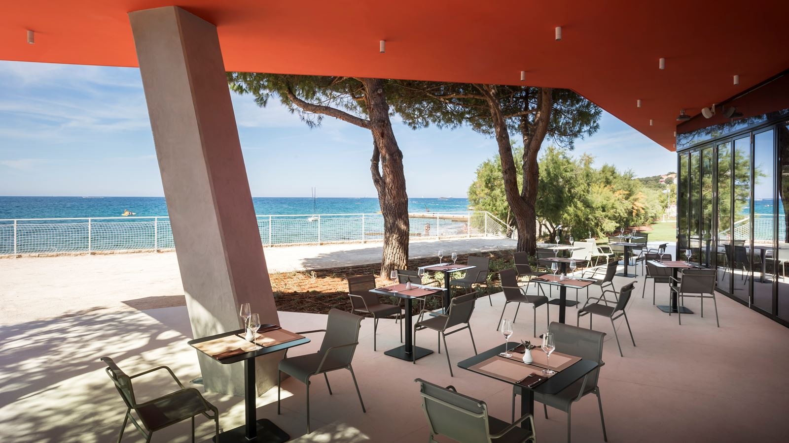 restaurants-main-restaurant