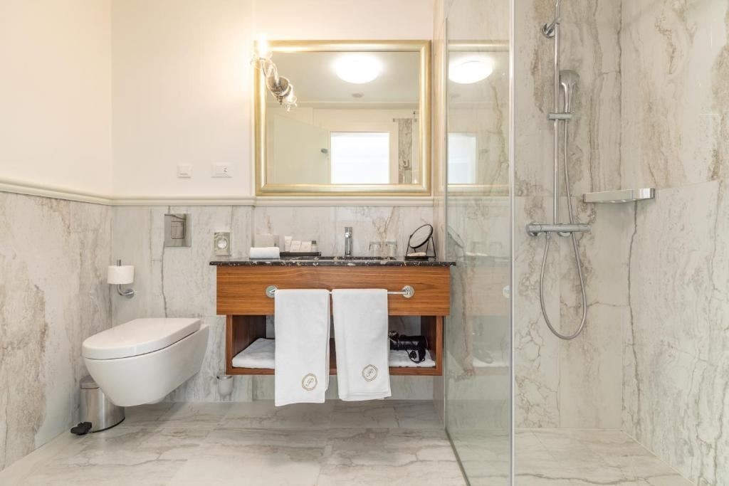 rooms-twin-superior-room