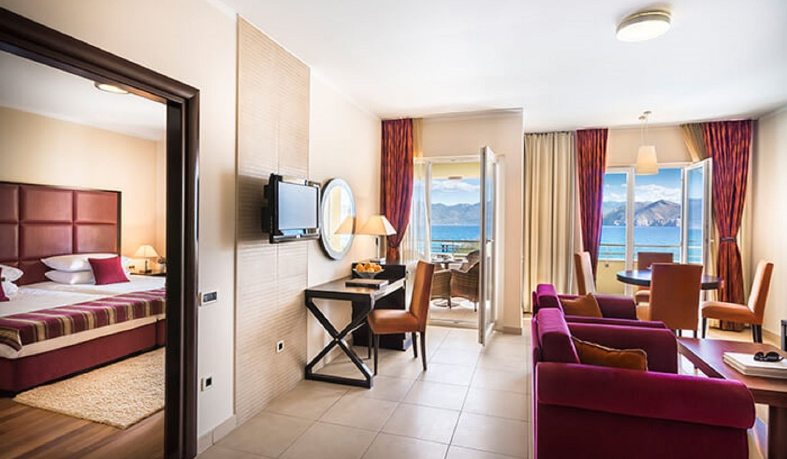 rooms-superior-apartment-seaview-balcony