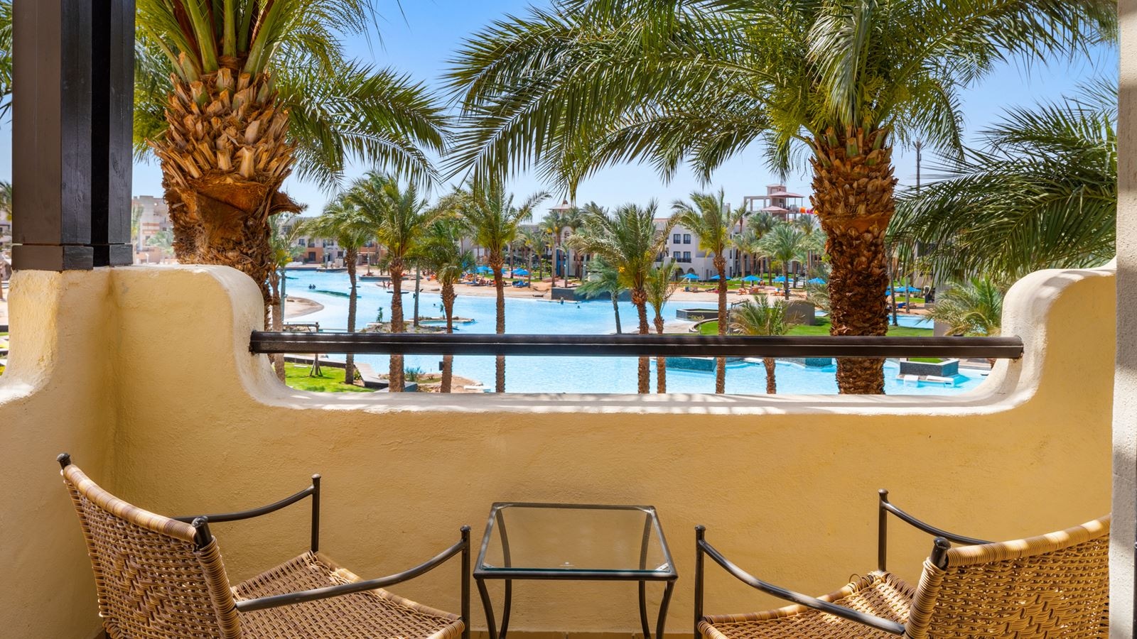 rooms-standard-room-lagoon-view