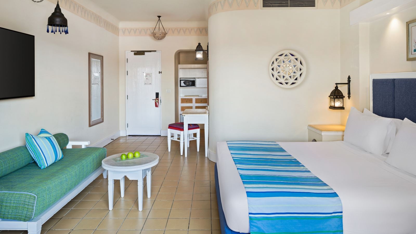 rooms-family-interleading-room-sea-view