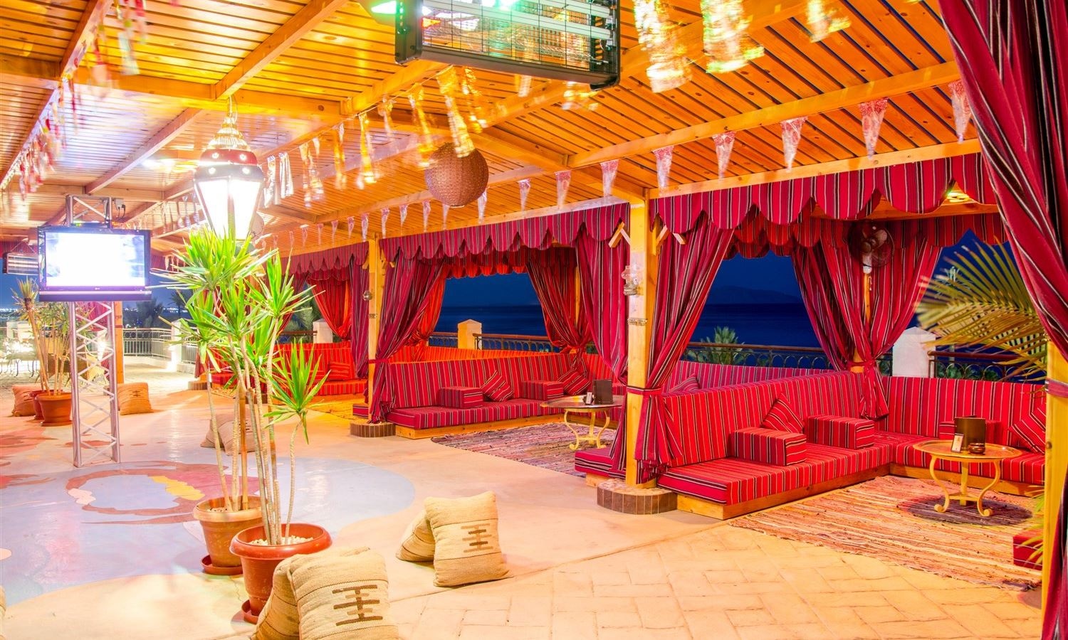 bars-shish-bish-lounge