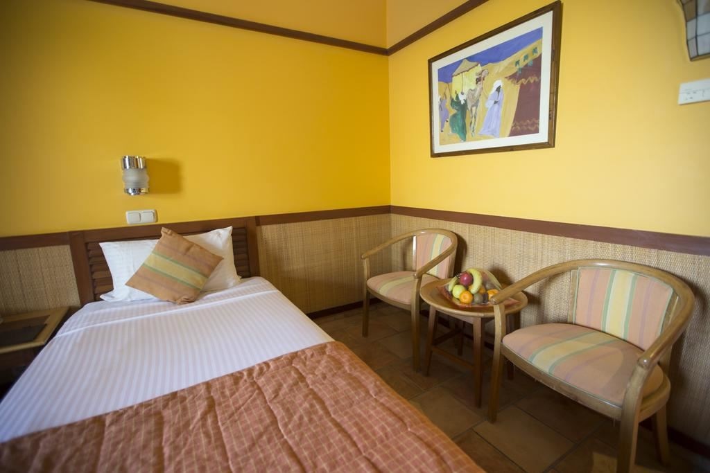 rooms-superior-room