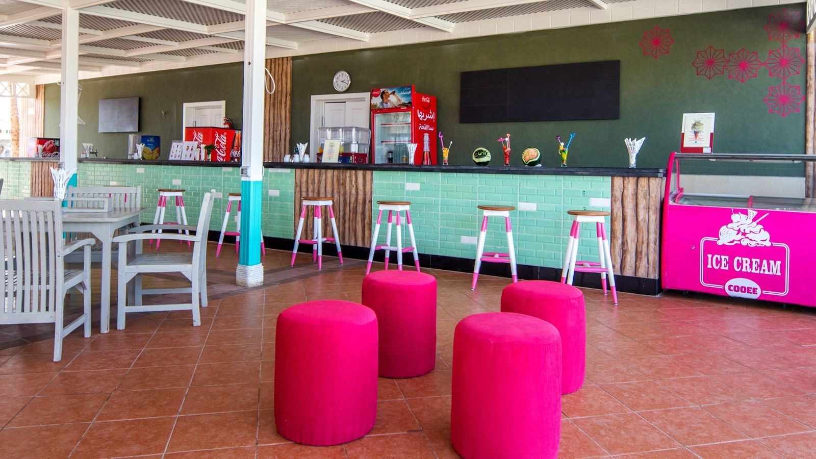 bars-cuba-beach-bar