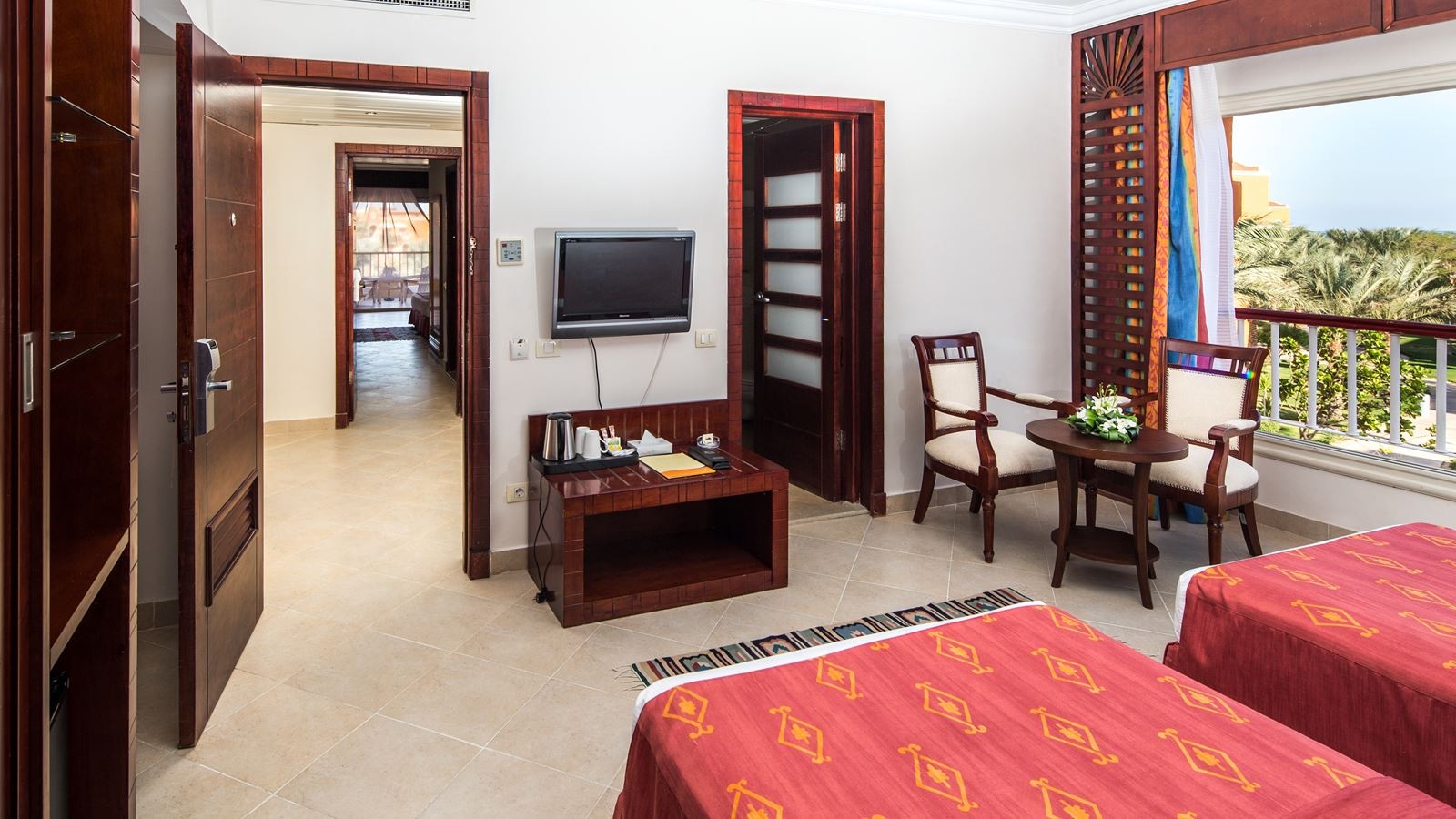 rooms-family-room