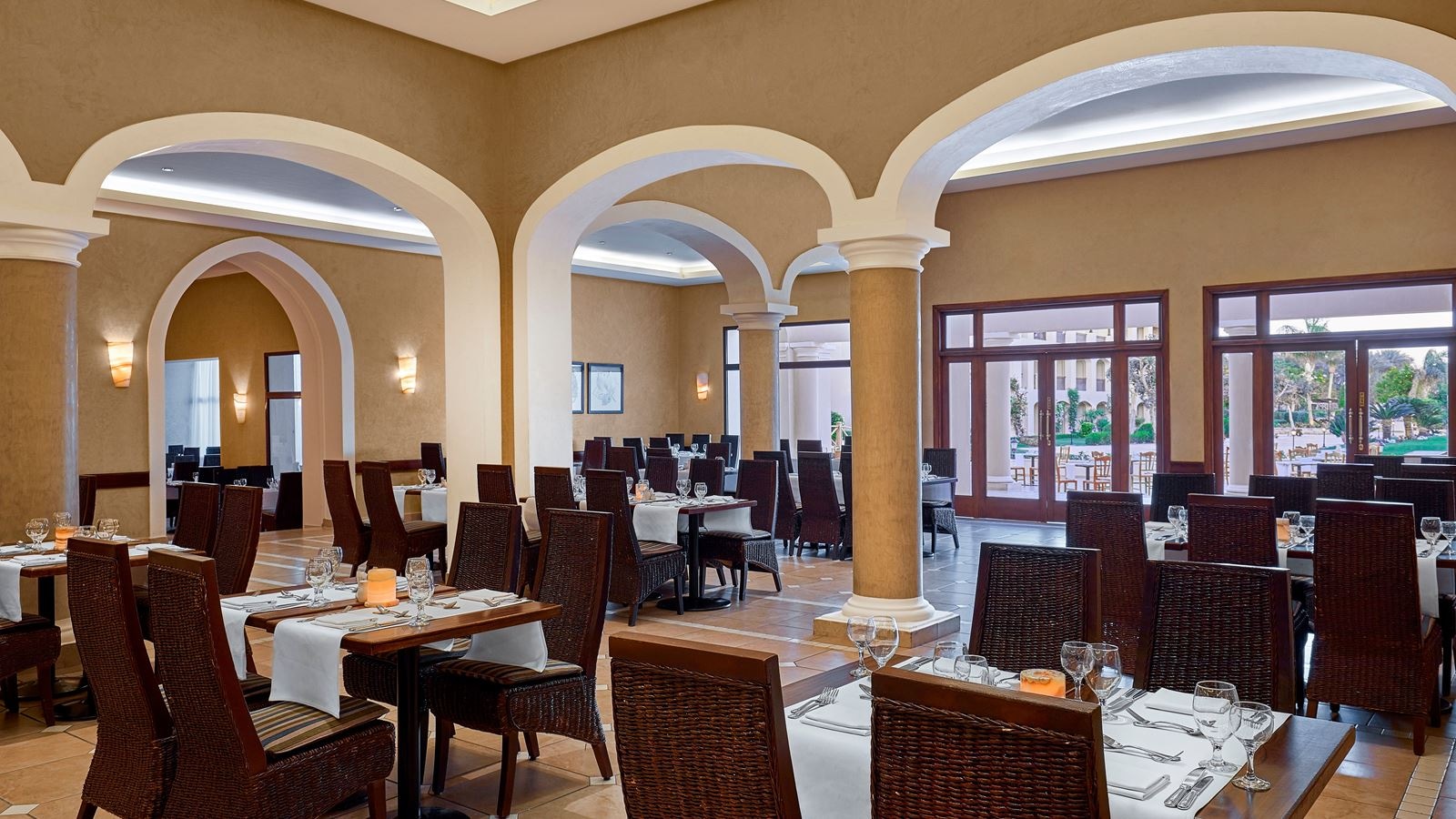 restaurants-al-zaytoun-restaurant