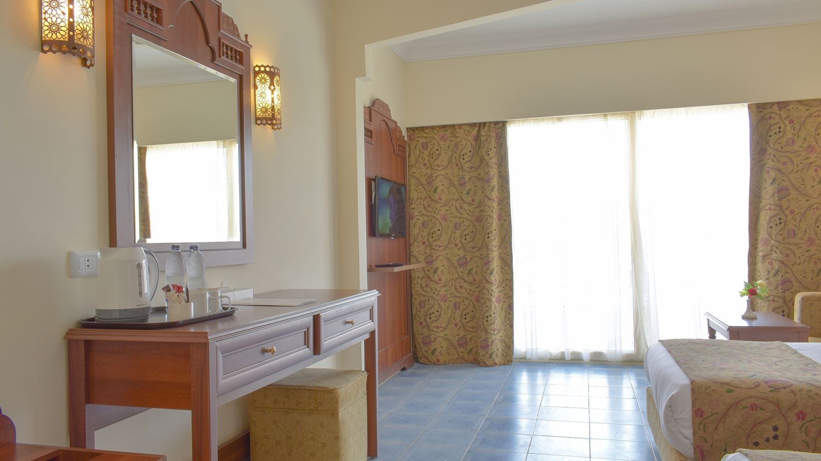 rooms-room-standard-garden-view