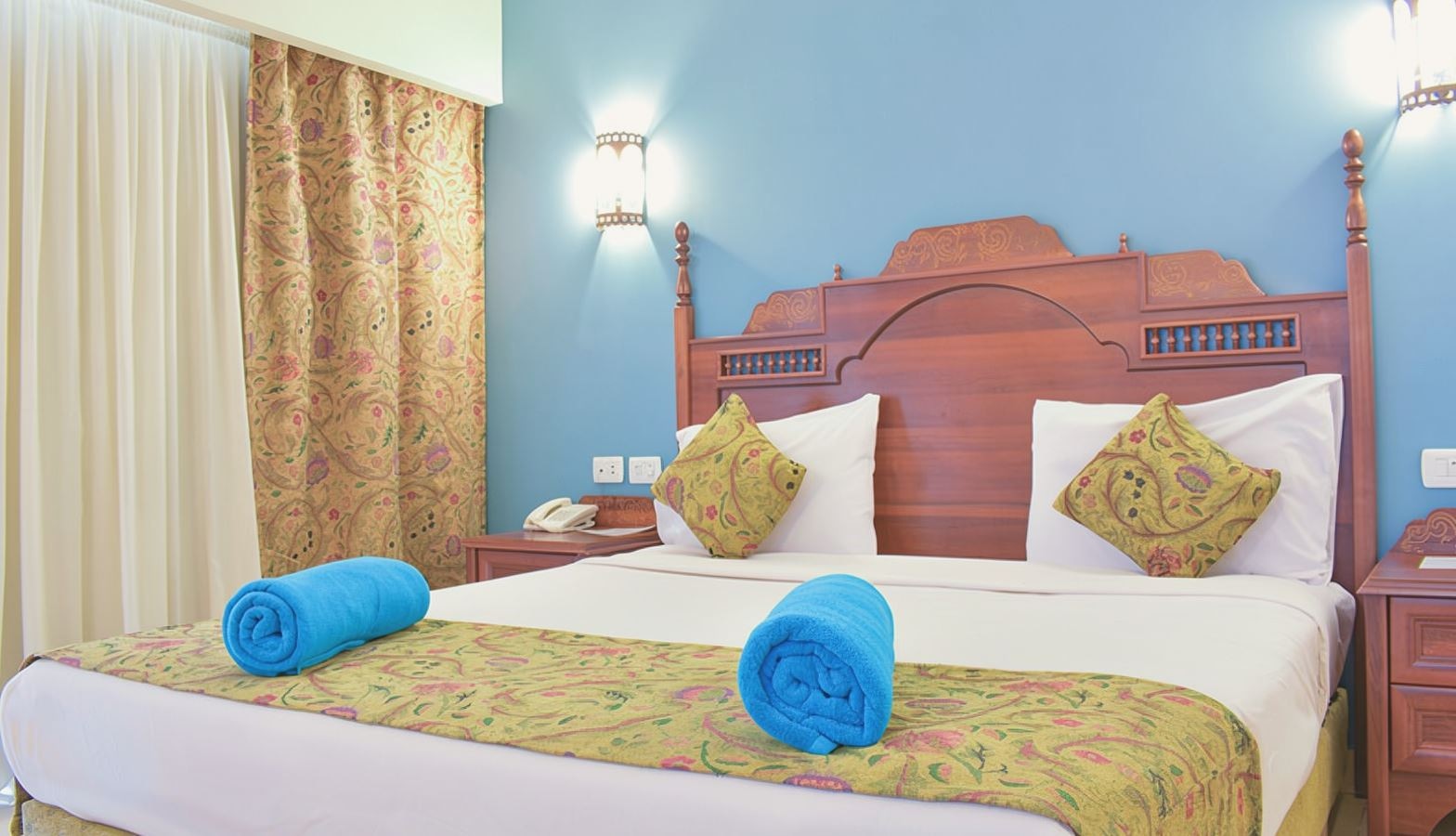 rooms-family-room-sea-view