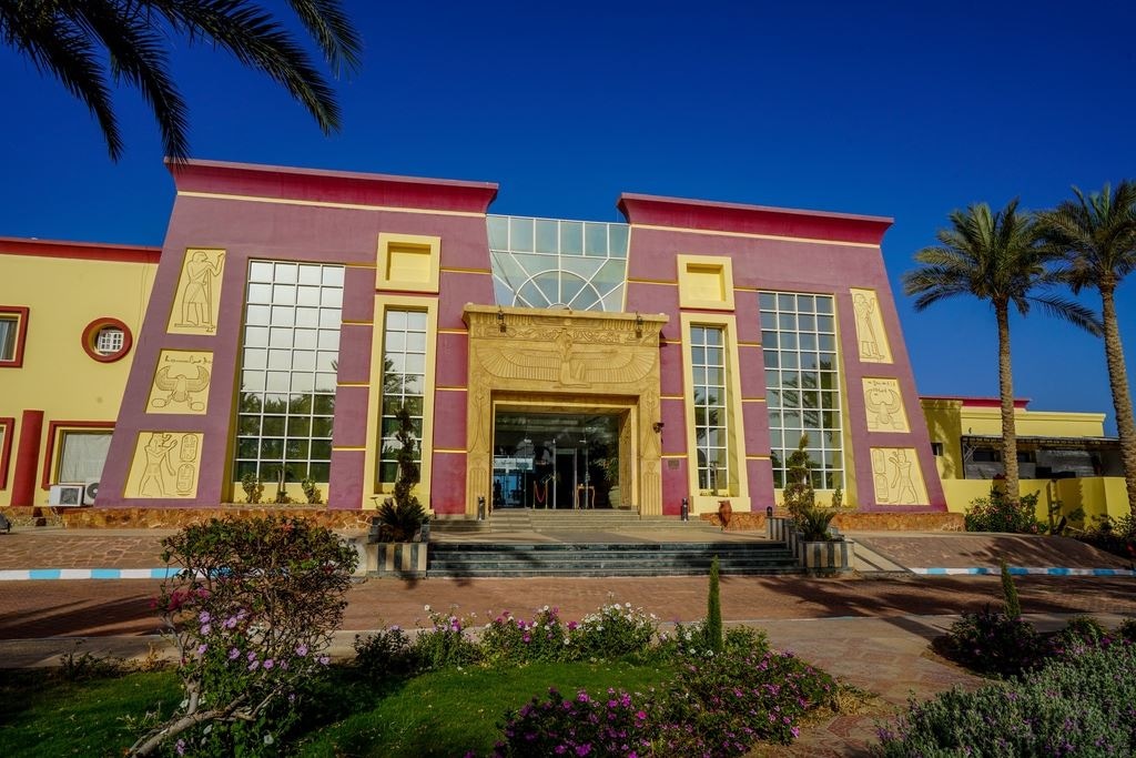 general-main-building