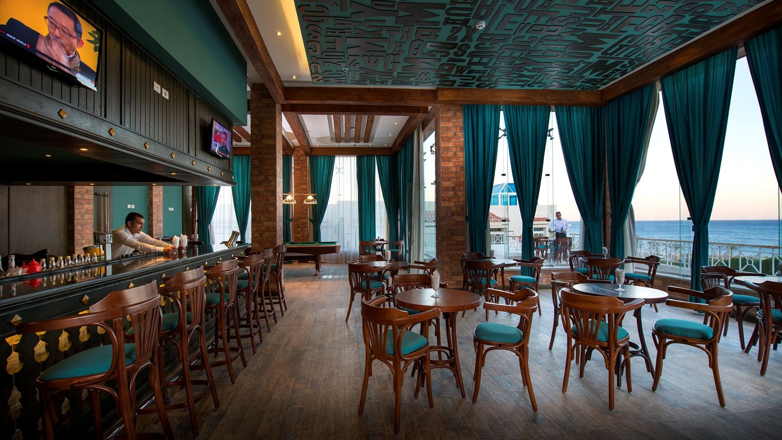 bars-velocity-sports-bar