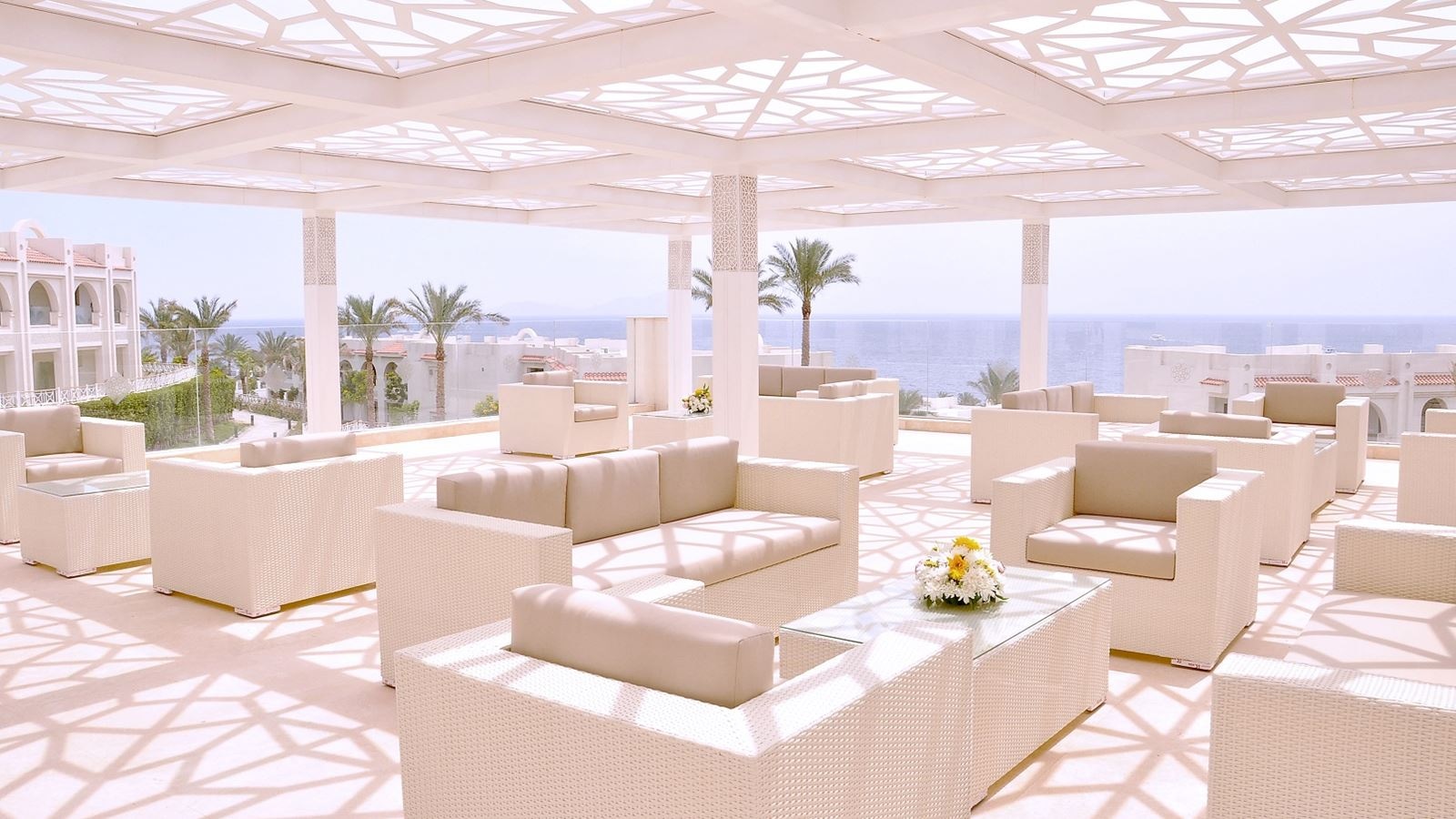 bars-ivory-lobby-bar