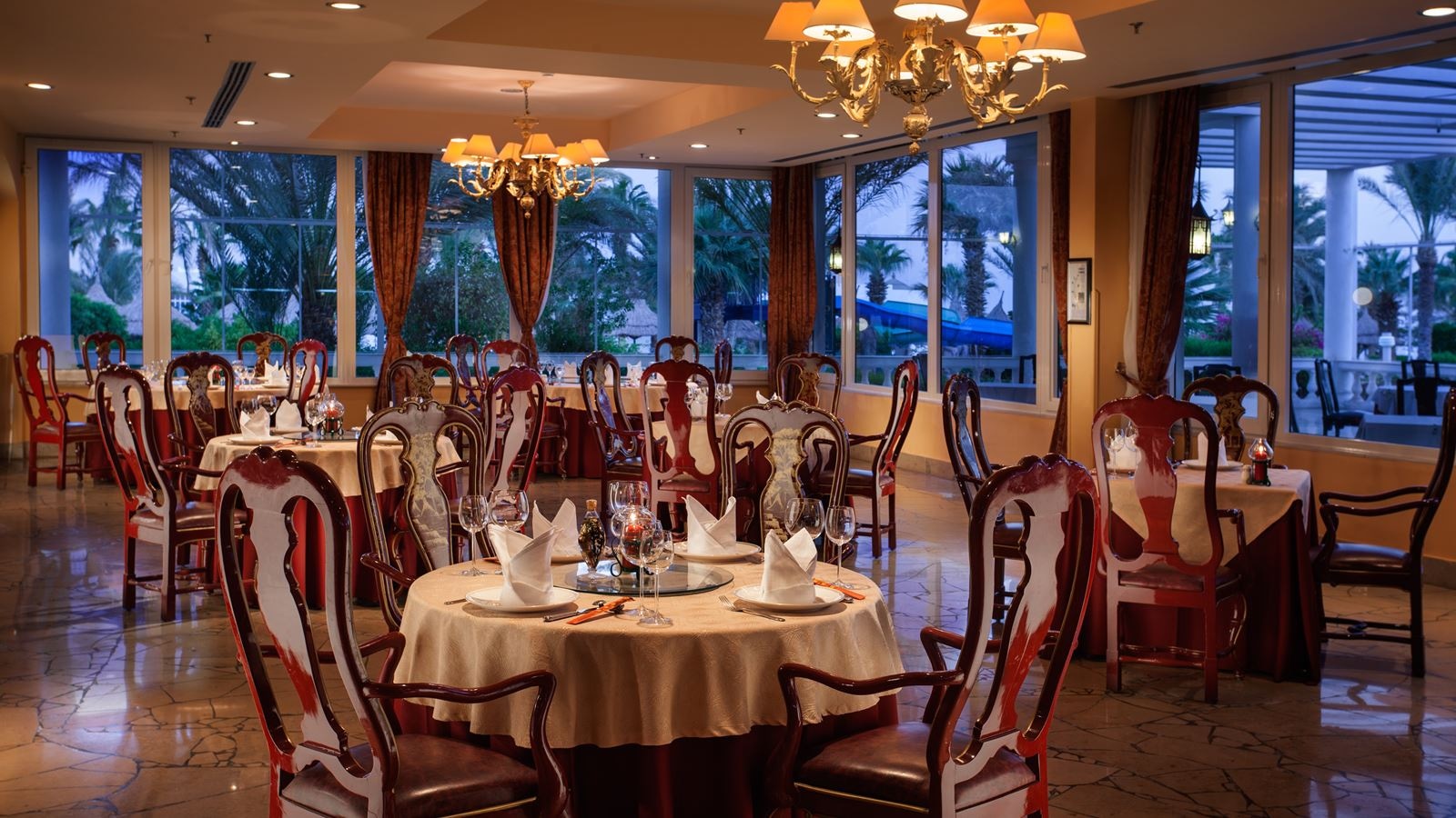 restaurants-restaurants