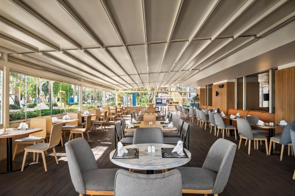 restaurants-restaurants