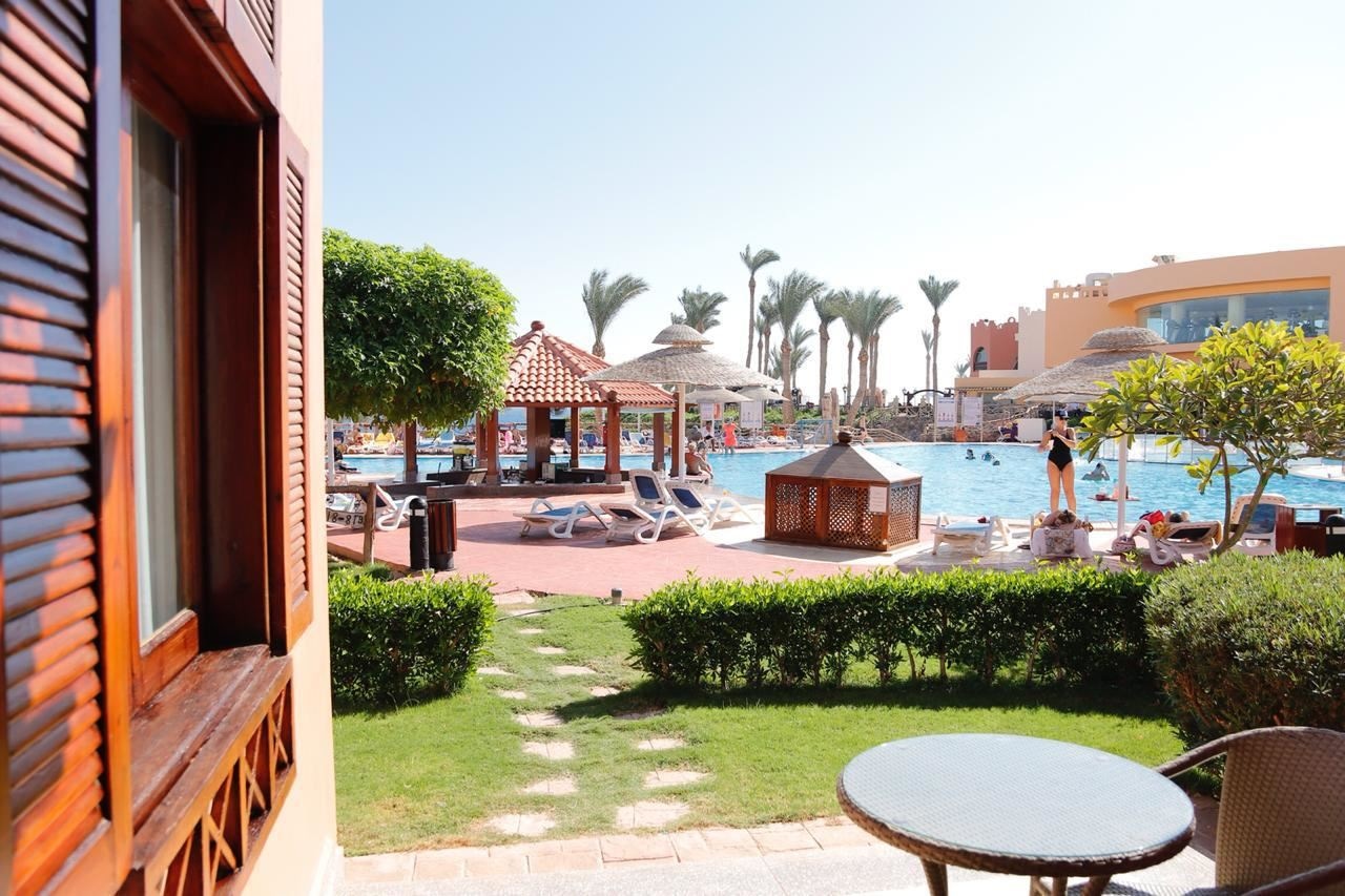 rooms-family-bungalow-room