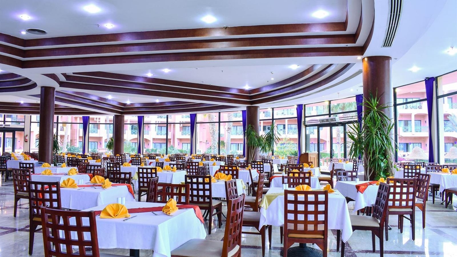 restaurants-restaurants