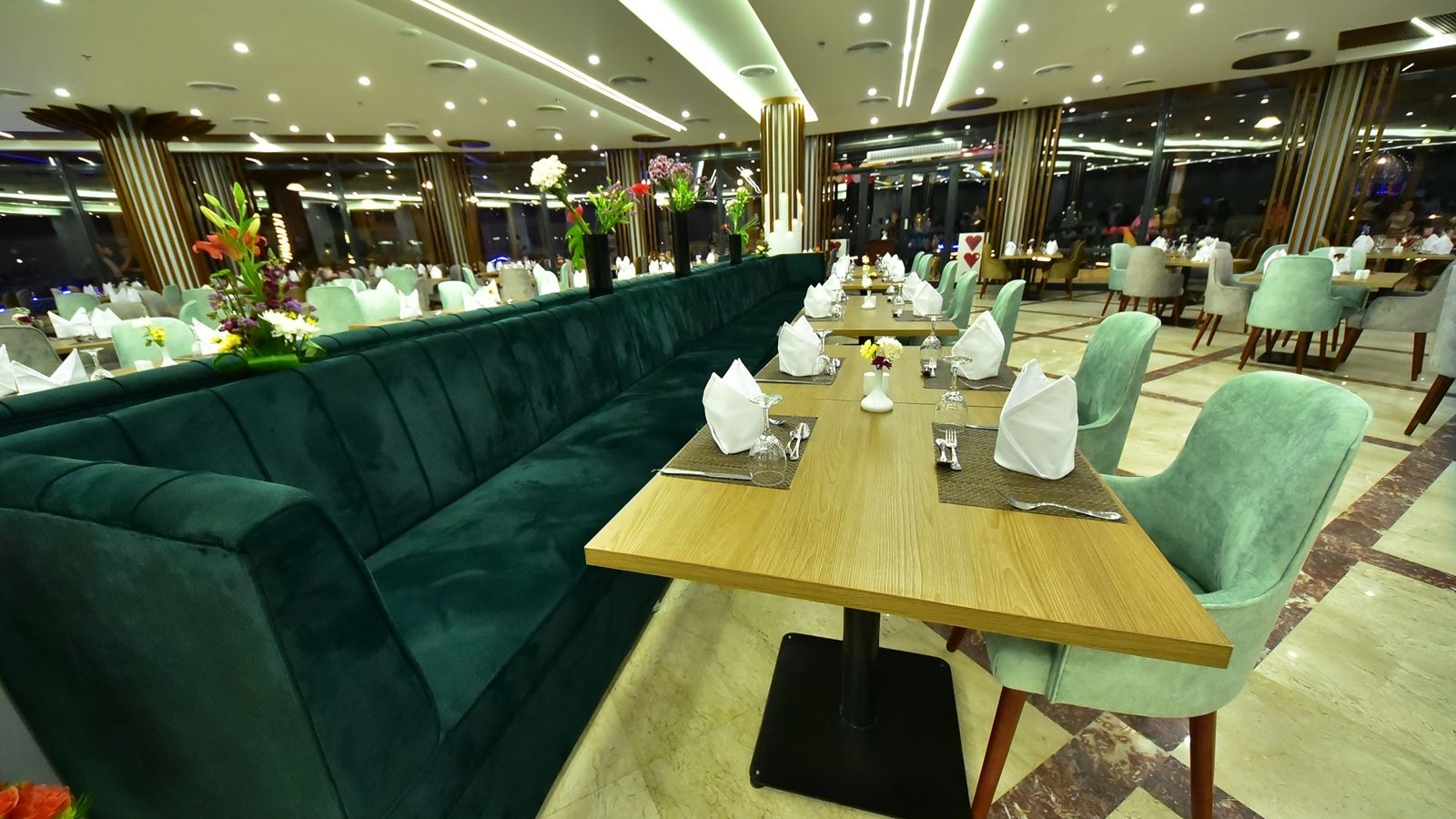 restaurants-palm-restaurant