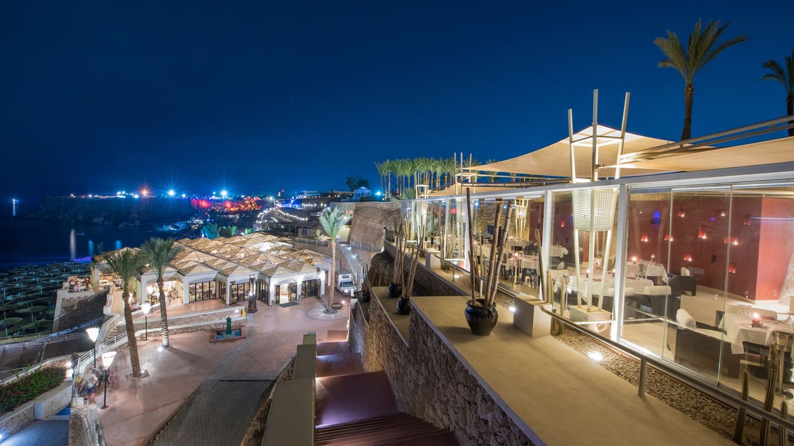 restaurants-moon-light