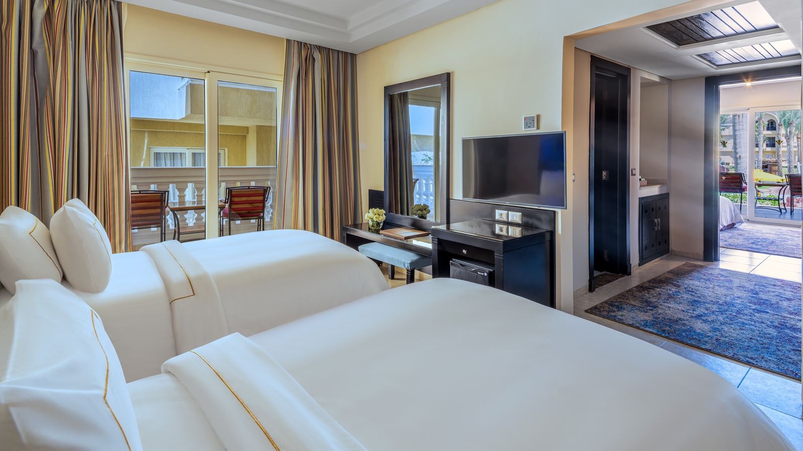 rooms-aqua-family-room-second-line