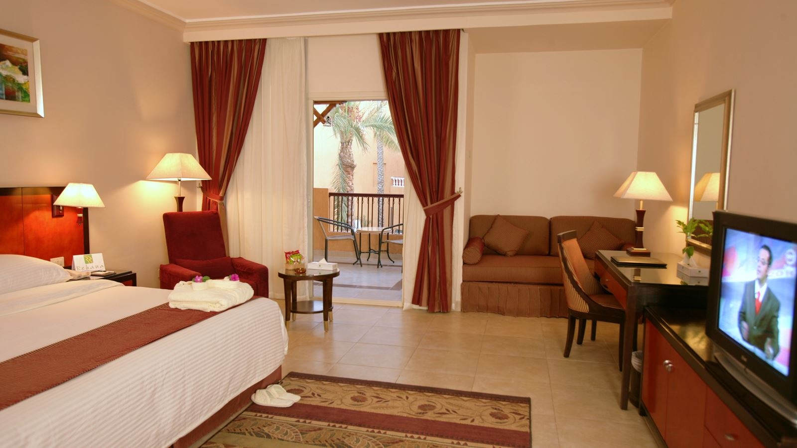 rooms-superior-pool-view-room