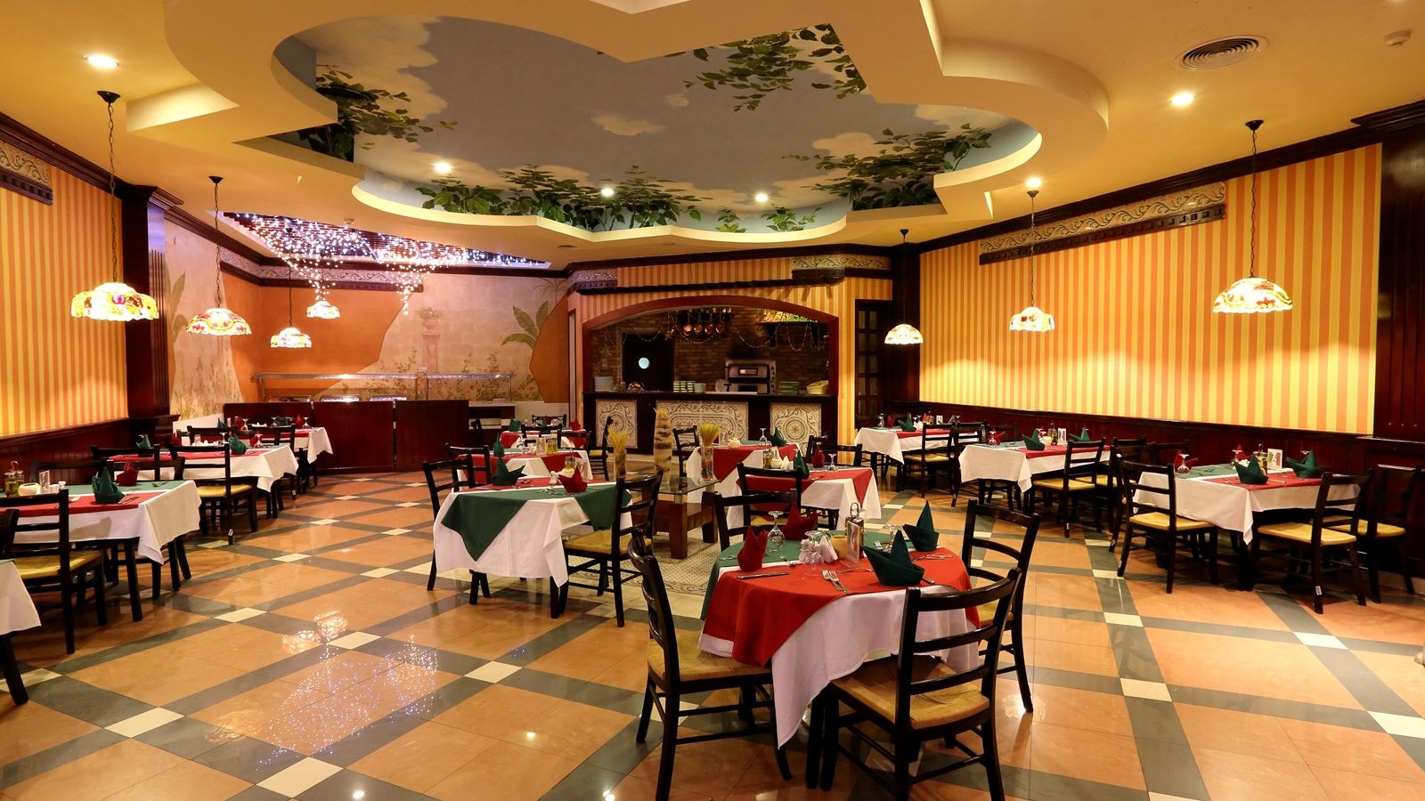 restaurants-3-a-la-carte-restaurants-rossini-italianasian-shanghaiasian-thailand