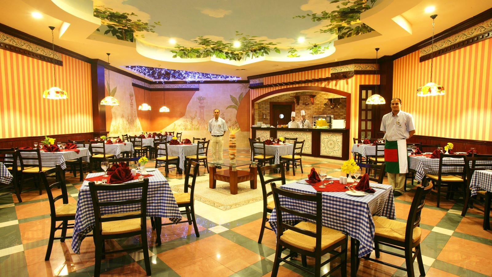 restaurants-3-a-la-carte-restaurants-rossini-italianasian-shanghaiasian-thailand