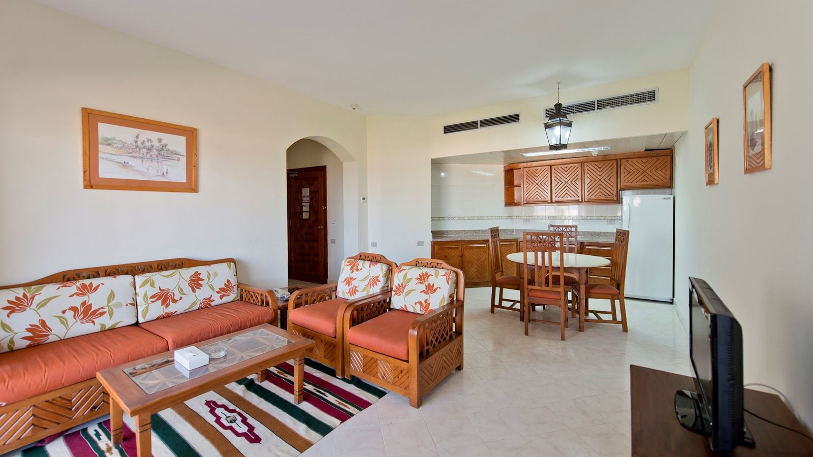 rooms-two-bed-rooms-chalet